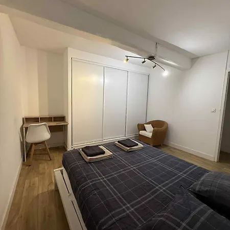 Daire Large Renovated 5 Bedroom And Spacious *
